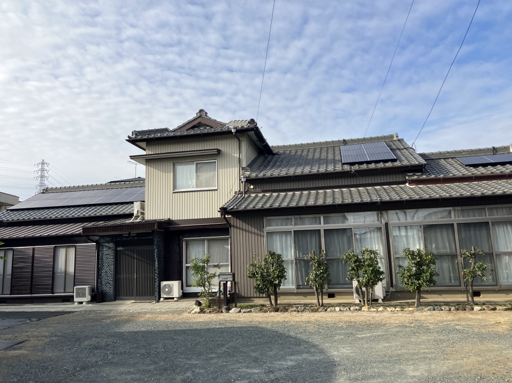 愛知県豊橋市　小林様(太陽光Qセルズ)