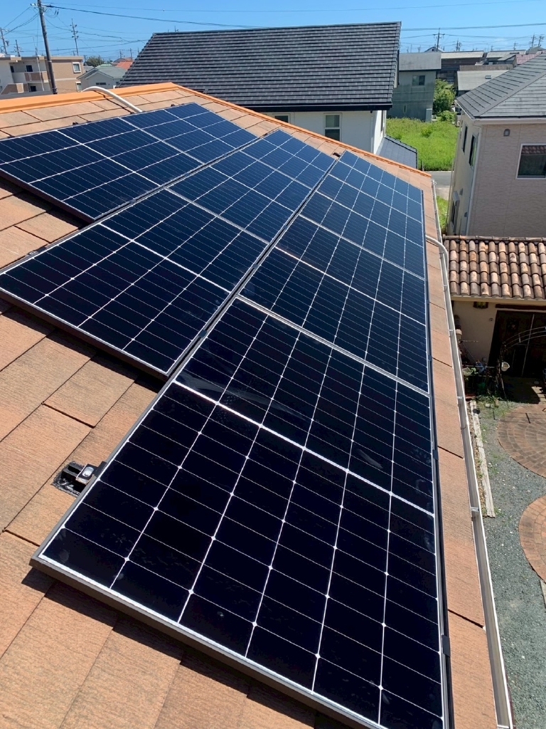 静岡県浜松市中央区　ヒンファム様(太陽光発電ハンファQセルズ)